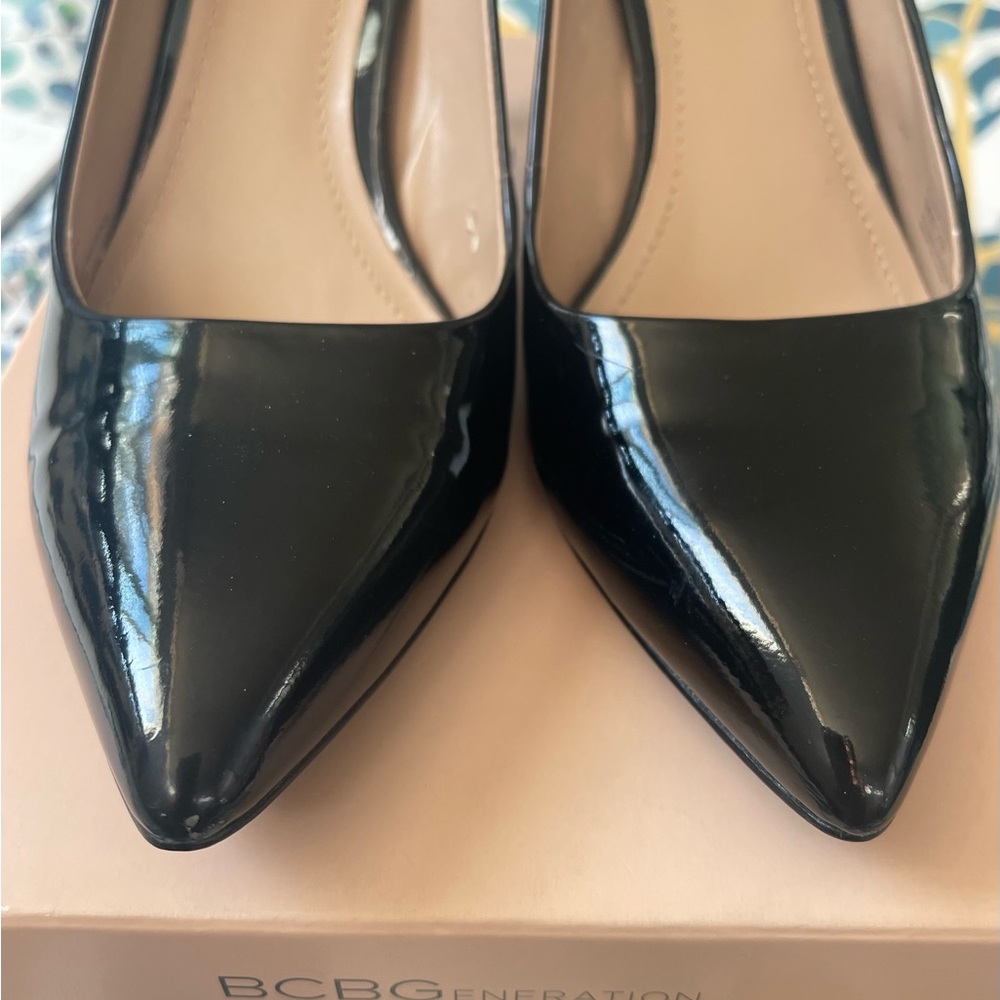 Bcbgeneration Women’s Pointed Toe Classic Pump Bl… - image 2